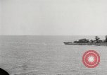 Image Bombardements navals d'Enewetak D'Enewetak Atoll Iles Marshall, 1944, de la seconde 14 séquences d'archives historiques vidéo 65675061236