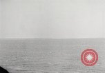 Image Bombardements navals d'Enewetak D'Enewetak Atoll Iles Marshall, 1944, de la seconde 16 séquences d'archives historiques vidéo 65675061236