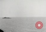 Image Bombardements navals d'Enewetak D'Enewetak Atoll Iles Marshall, 1944, de la seconde 18 séquences d'archives historiques vidéo 65675061236