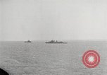 Image Bombardements navals d'Enewetak D'Enewetak Atoll Iles Marshall, 1944, de la seconde 20 séquences d'archives historiques vidéo 65675061236