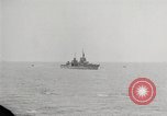 Image Bombardements navals d'Enewetak D'Enewetak Atoll Iles Marshall, 1944, de la seconde 28 séquences d'archives historiques vidéo 65675061236