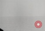 Image Bombardements navals d'Enewetak D'Enewetak Atoll Iles Marshall, 1944, de la seconde 36 séquences d'archives historiques vidéo 65675061236