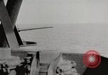 Image Bombardements navals d'Enewetak D'Enewetak Atoll Iles Marshall, 1944, de la seconde 55 séquences d'archives historiques vidéo 65675061236