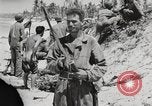 Image soldats des États-Unis d'Enewetak Atoll Iles Marshall, 1944, de la seconde 48 séquences d'archives historiques vidéo 65675061238