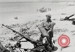 Standbild USA Soldaten Enewetak Atoll Marshall Inseln, 1944, aus Sekunde 20 historischem Filmmaterial Videoclip 65675061239