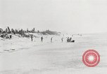 Standbild USA Soldaten Enewetak Atoll Marshall Inseln, 1944, aus Sekunde 47 historischem Filmmaterial Videoclip 65675061239