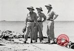 Standbild USA Soldaten Enewetak Atoll Marshall Inseln, 1944, aus Sekunde 61 historischem Filmmaterial Videoclip 65675061239