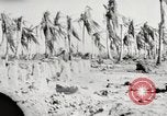 Immagine di Eniwetok dopo la sua cattura da parte delle forze statunitensi Eniwetok atollo delle Isole Marshall, 1944, secondo 17 filmato di repertorio 65675061240