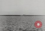Image États-Unis Task Force d'Enewetak Atoll Iles Marshall, 1944, de la seconde 5 séquences d'archives historiques vidéo 65675061242