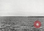 Image États-Unis Task Force d'Enewetak Atoll Iles Marshall, 1944, de la seconde 16 séquences d'archives historiques vidéo 65675061242