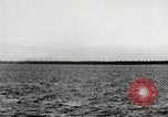 Image États-Unis Task Force d'Enewetak Atoll Iles Marshall, 1944, de la seconde 21 séquences d'archives historiques vidéo 65675061242