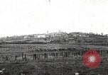 Standbild US-Truppen nehmen Montfaucon Hill Frankreich, 1918, aus Sekunde 9 historischem Filmmaterial Videoclip 65675061251