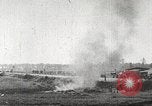 Standbild US-Truppen nehmen Montfaucon Hill Frankreich, 1918, aus Sekunde 13 historischem Filmmaterial Videoclip 65675061251