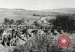 Standbild US-Truppen nehmen Montfaucon Hill Frankreich, 1918, aus Sekunde 31 historischem Filmmaterial Videoclip 65675061251