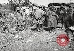 Standbild US-Truppen nehmen Montfaucon Hill Frankreich, 1918, aus Sekunde 34 historischem Filmmaterial Videoclip 65675061251