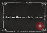 Standbild deutschen Gefangenen durch uns in Ersten Weltkrieg Frankreich, 1918, aus Sekunde 51 historischem Filmmaterial Videoclip 65675061253