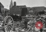Image village ruiné Maricourt village France, 1916, de la seconde 10 séquences d'archives historiques vidéo 65675061258