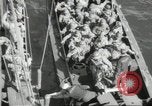 Image les forces américaines le débarquement sur les plages de Normandie le jour J France, 1944, de la seconde 3 séquences d'archives historiques vidéo 65675061279