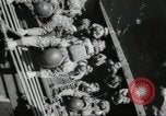 Image péniches de débarquement des États-Unis France, 1944, de la seconde 16 séquences d'archives historiques vidéo 65675061280