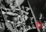 Image péniches de débarquement des États-Unis France, 1944, de la seconde 17 séquences d'archives historiques vidéo 65675061280