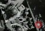 Image péniches de débarquement des États-Unis France, 1944, de la seconde 19 séquences d'archives historiques vidéo 65675061280