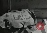 Immagine di Soldati statunitensi Cherbourg Normandia Francia, 1944, secondo 3 filmato di repertorio 65675061283