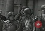 Immagine di Soldati statunitensi Cherbourg Normandia Francia, 1944, secondo 29 filmato di repertorio 65675061283