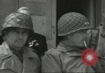 Immagine di Soldati statunitensi Cherbourg Normandia Francia, 1944, secondo 38 filmato di repertorio 65675061283