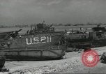Immagine di Allied Landing Craft Normandia Francia, 1944, secondo 23 filmato di repertorio 65675061285