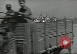 Immagine di Allied Landing Craft Normandia Francia, 1944, secondo 33 filmato di repertorio 65675061285