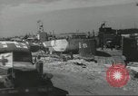 Immagine di Allied Landing Craft Normandia Francia, 1944, secondo 46 filmato di repertorio 65675061285