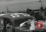 Immagine di Allied Landing Craft Normandia Francia, 1944, secondo 47 filmato di repertorio 65675061285