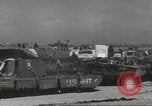 Immagine di Allied Landing Craft Normandia Francia, 1944, secondo 59 filmato di repertorio 65675061285