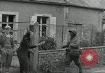 Immagine di Soldati statunitensi Colleville-sur-Mer Normandia Francia, 1944, secondo 8 filmato di repertorio 65675061288
