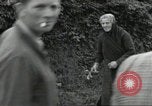 Immagine di Soldati statunitensi Colleville-sur-Mer Normandia Francia, 1944, secondo 31 filmato di repertorio 65675061288