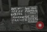 Immagine di Soldati statunitensi Colleville-sur-Mer Normandia Francia, 1944, secondo 3 filmato di repertorio 65675061290