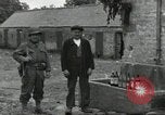 Immagine di Soldati statunitensi Colleville-sur-Mer Normandia Francia, 1944, secondo 30 filmato di repertorio 65675061290