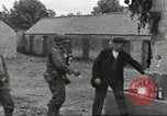 Immagine di Soldati statunitensi Colleville-sur-Mer Normandia Francia, 1944, secondo 38 filmato di repertorio 65675061290