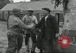 Immagine di Soldati statunitensi Colleville-sur-Mer Normandia Francia, 1944, secondo 43 filmato di repertorio 65675061290