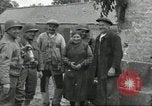 Immagine di Soldati statunitensi Colleville-sur-Mer Normandia Francia, 1944, secondo 45 filmato di repertorio 65675061290