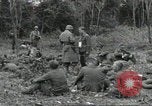 Standbild USA Soldaten Colleville-sur-Mer Normandie Frankreich, 1944, aus Sekunde 11 historischem Filmmaterial Videoclip 65675061291