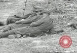 Standbild USA Soldaten Colleville-sur-Mer Normandie Frankreich, 1944, aus Sekunde 21 historischem Filmmaterial Videoclip 65675061291
