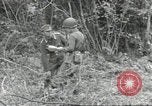 Standbild USA Soldaten Colleville-sur-Mer Normandie Frankreich, 1944, aus Sekunde 38 historischem Filmmaterial Videoclip 65675061291