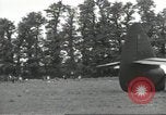 Standbild Franzosen Eterville Frankreich, 1944, aus Sekunde 35 historischem Filmmaterial Videoclip 65675061292