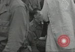 Immagine di D-Day cerimonia di sepoltura Colleville-sur-Mer Normandia Francia, 1944, secondo 13 filmato di repertorio 65675061293