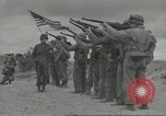 Immagine di D-Day cerimonia di sepoltura Colleville-sur-Mer Normandia Francia, 1944, secondo 32 filmato di repertorio 65675061293