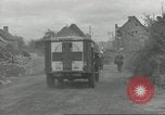 Immagine di Soldati statunitensi Normandia Francia, 1944, secondo 16 filmato di repertorio 65675061294