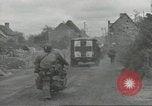 Immagine di Soldati statunitensi Normandia Francia, 1944, secondo 18 filmato di repertorio 65675061294