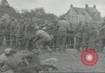 Immagine di Soldati statunitensi Normandia Francia, 1944, secondo 42 filmato di repertorio 65675061294
