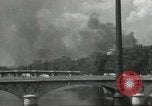 Immagine di Il francese di Seconda Divisione Corazzate Parigi Francia, 1944, secondo 7 filmato di repertorio 65675061295